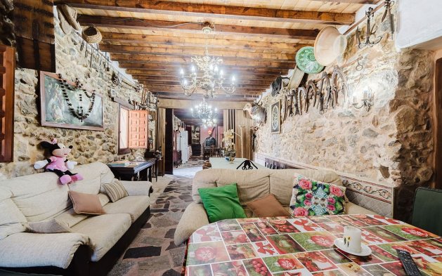 Resale - Villa - Orihuela