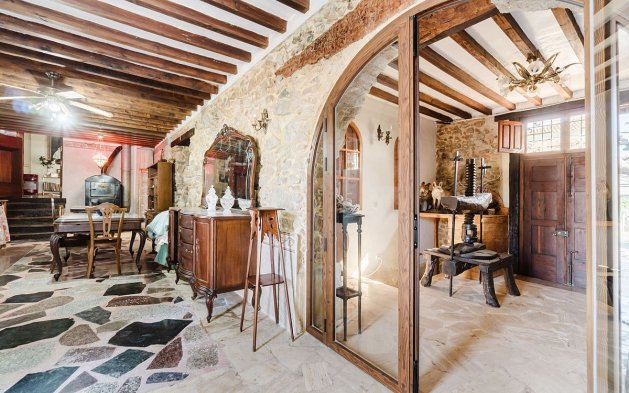 Resale - Villa - Orihuela