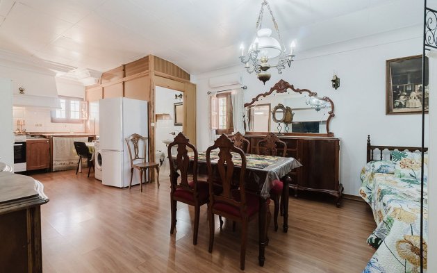 Resale - Villa - Orihuela