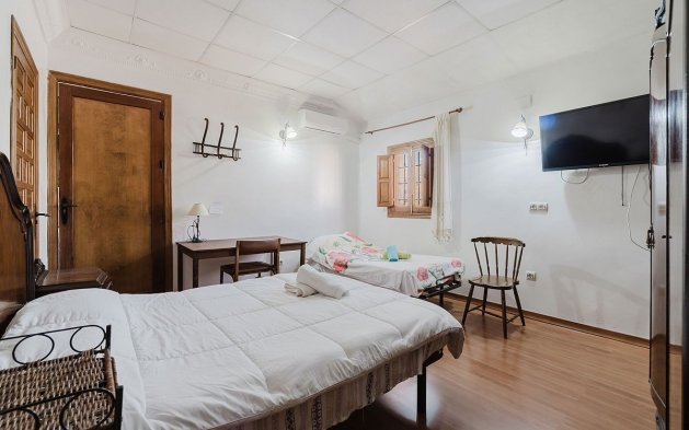 Resale - Villa - Orihuela