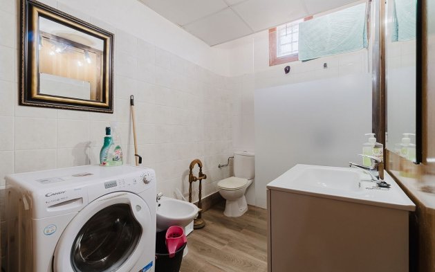 Resale - Villa - Orihuela