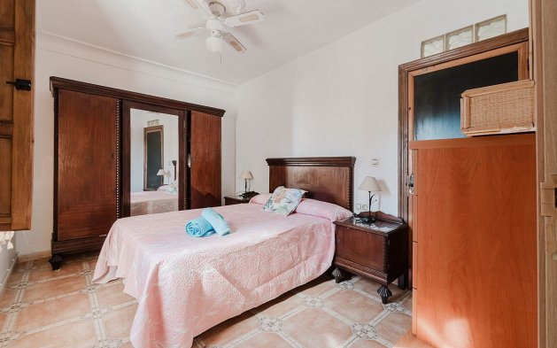 Resale - Villa - Orihuela