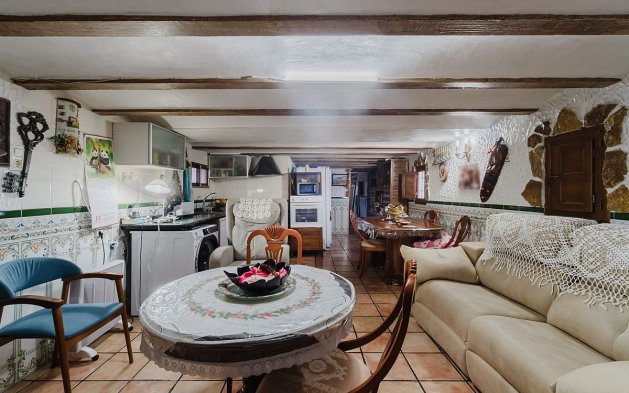 Resale - Villa - Orihuela