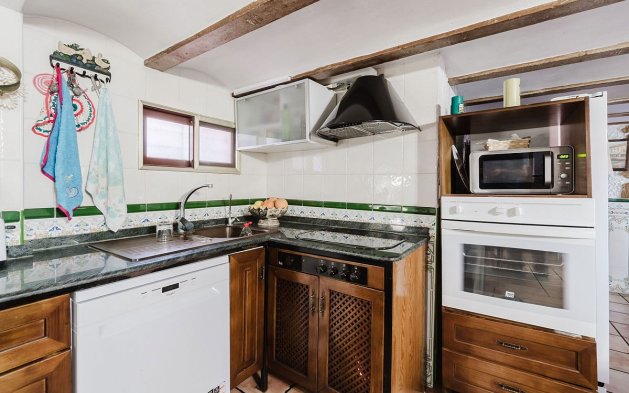 Resale - Villa - Orihuela