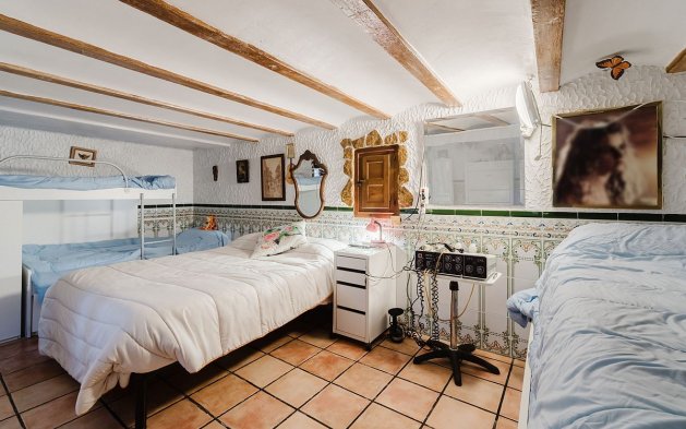 Resale - Villa - Orihuela