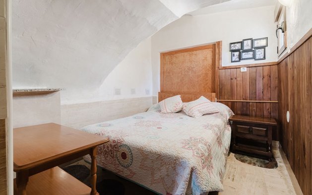 Resale - Villa - Orihuela