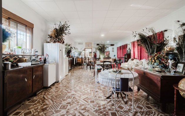 Resale - Villa - Orihuela