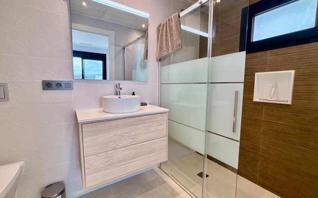 Resale - Villa - Benijofar - Pueblo 4