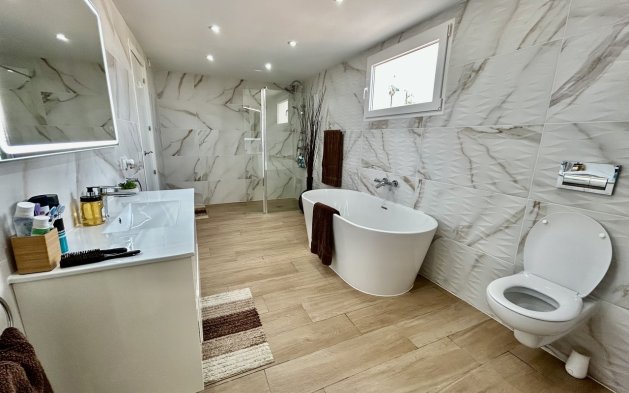 Resale - Villa - Orihuela Costa - Cabo Roig