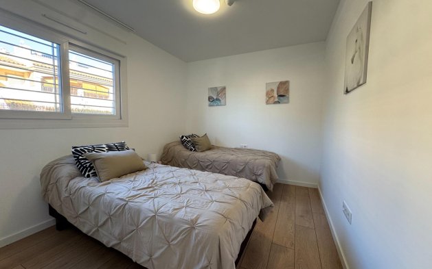 Resale - Apartment / flat - Pilar de la Horadada - RioMar