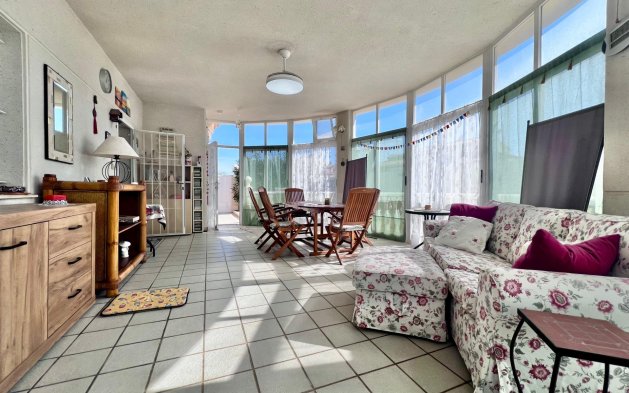 Resale - Villa - Orihuela Costa - La Zenia