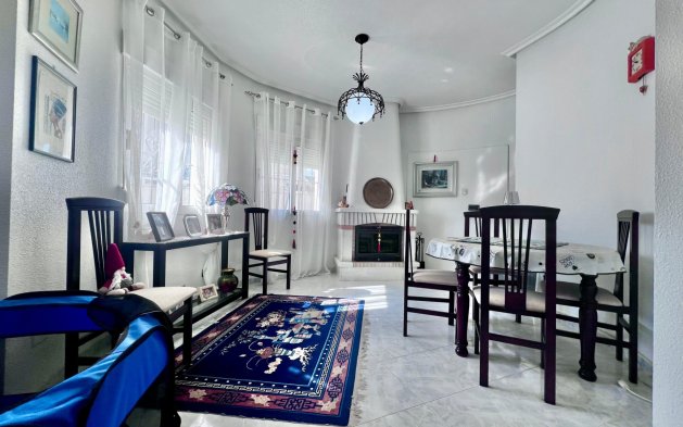 Resale - Villa - Orihuela Costa - La Zenia