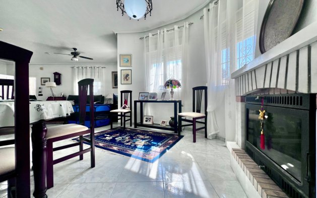 Resale - Villa - Orihuela Costa - La Zenia