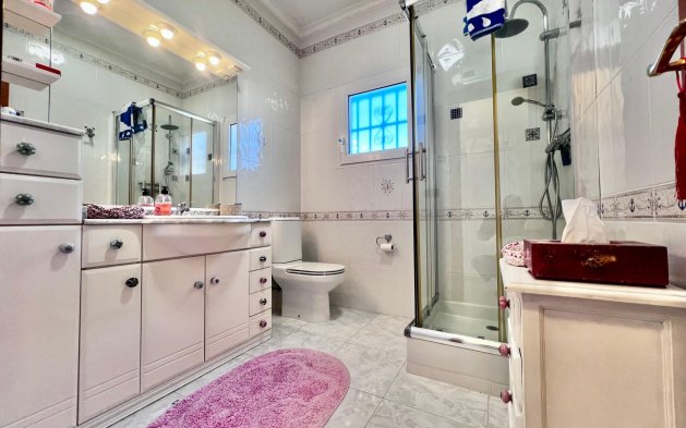 Resale - Villa - Orihuela Costa - La Zenia