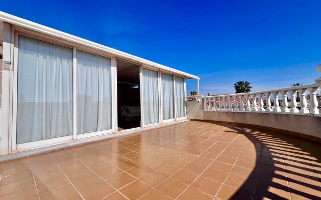 Resale - Villa - Orihuela Costa - La Zenia