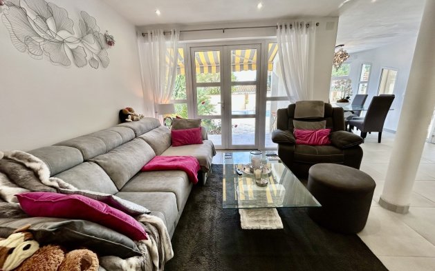 Resale - Villa - Orihuela Costa - Cabo Roig