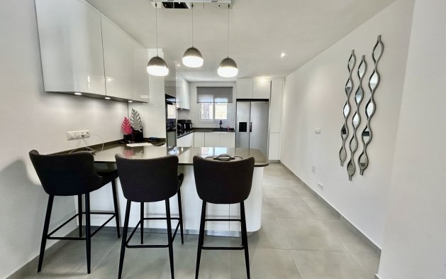 Resale - Villa - Orihuela Costa - Cabo Roig