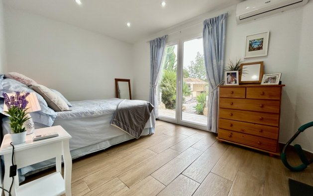 Resale - Villa - Orihuela Costa - Cabo Roig