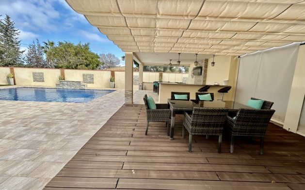 Resale - Villa - Orihuela Costa - Cabo Roig