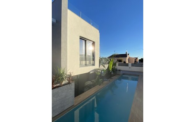 New Build - Villa - Torrevieja